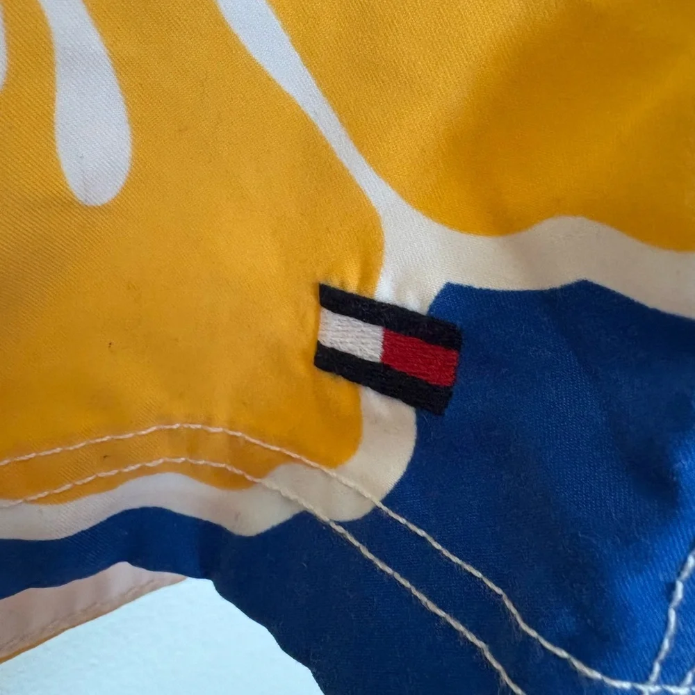 Tommy Hilfiger Blue & Yellow Hawaiian Floral Board Shorts Swim Trunks L